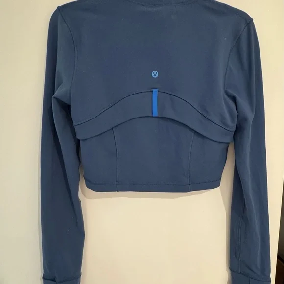 Lululemon Athletica Blue Cropped Polo Sweatshirt - Picture 2 of 2